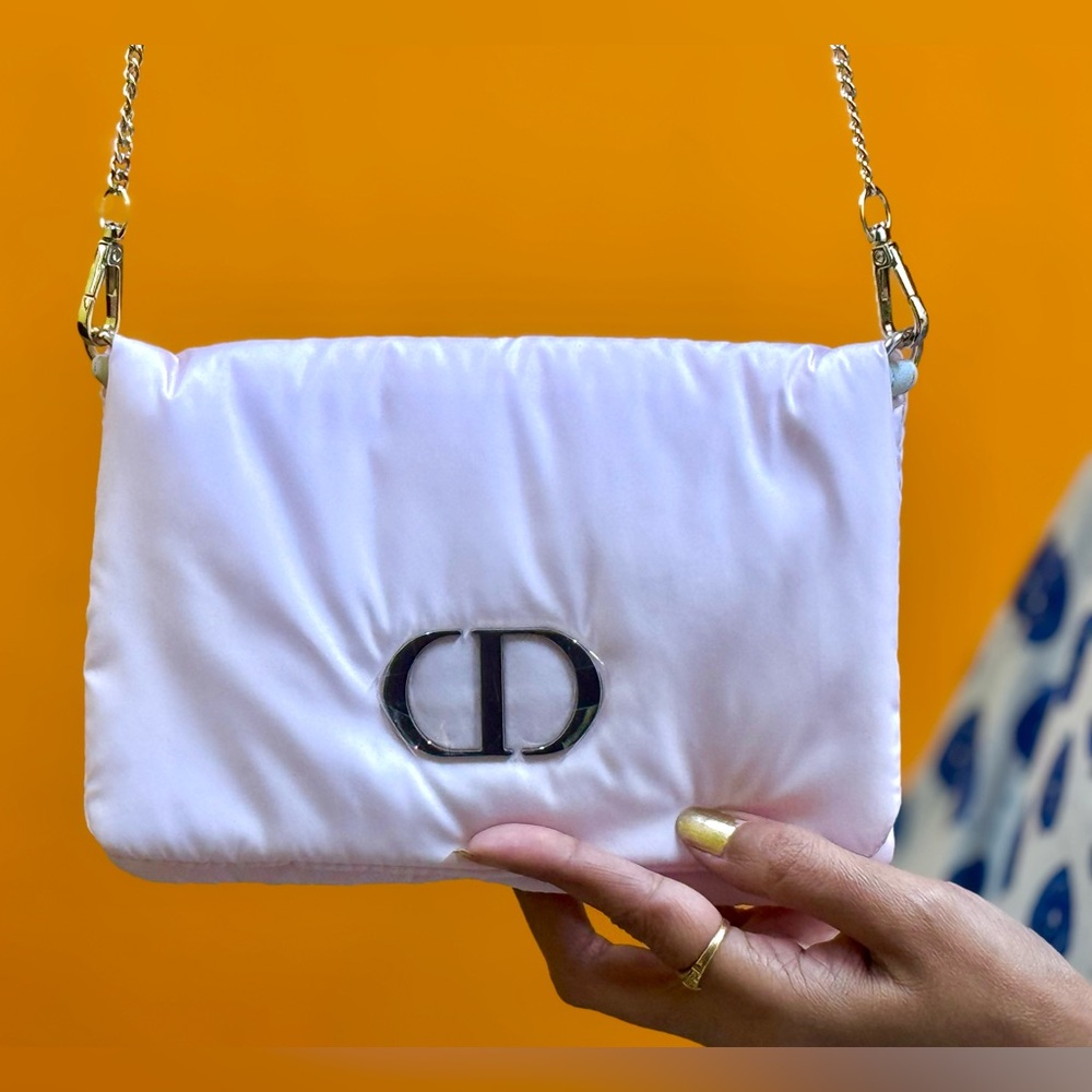 Dior Soft Pink Trousseau Sling Elegant Cosmetic Bag with attached silver chain - Picture 8 of 11